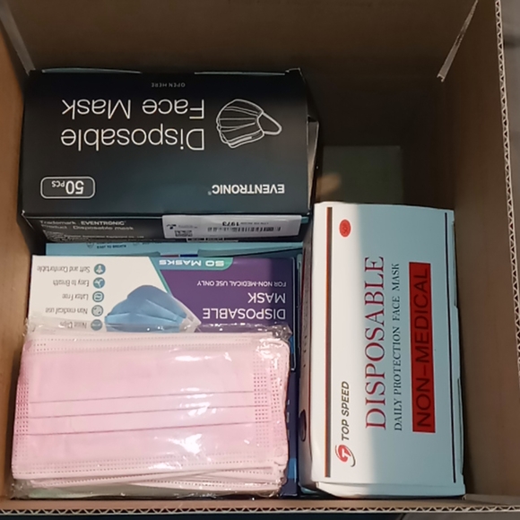 Disposable mask bundle (big savings) - Picture 3 of 3